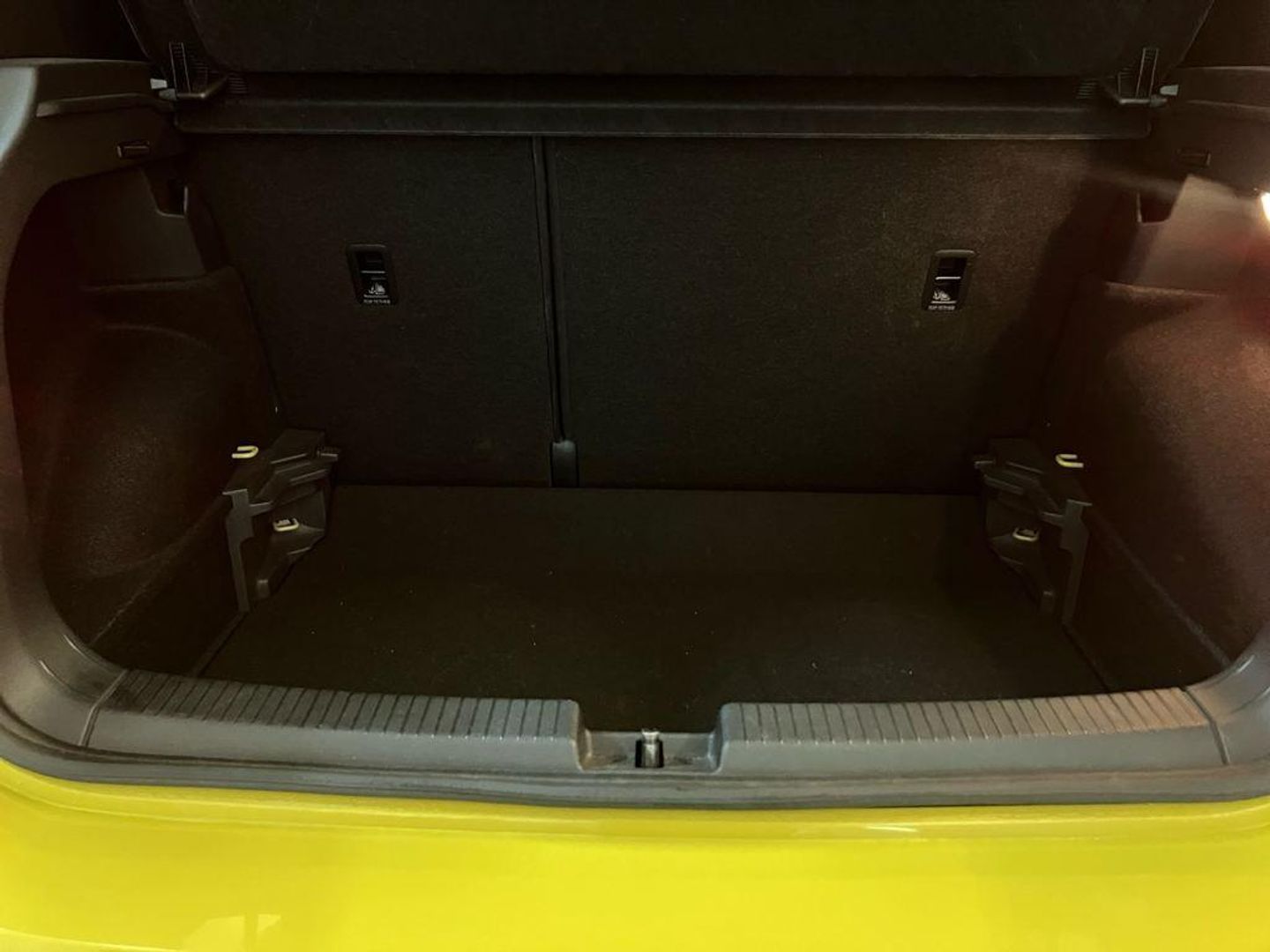 Volkswagen T-Cross R-Line 1.0 TSI 85 kW (116 CV) DSG