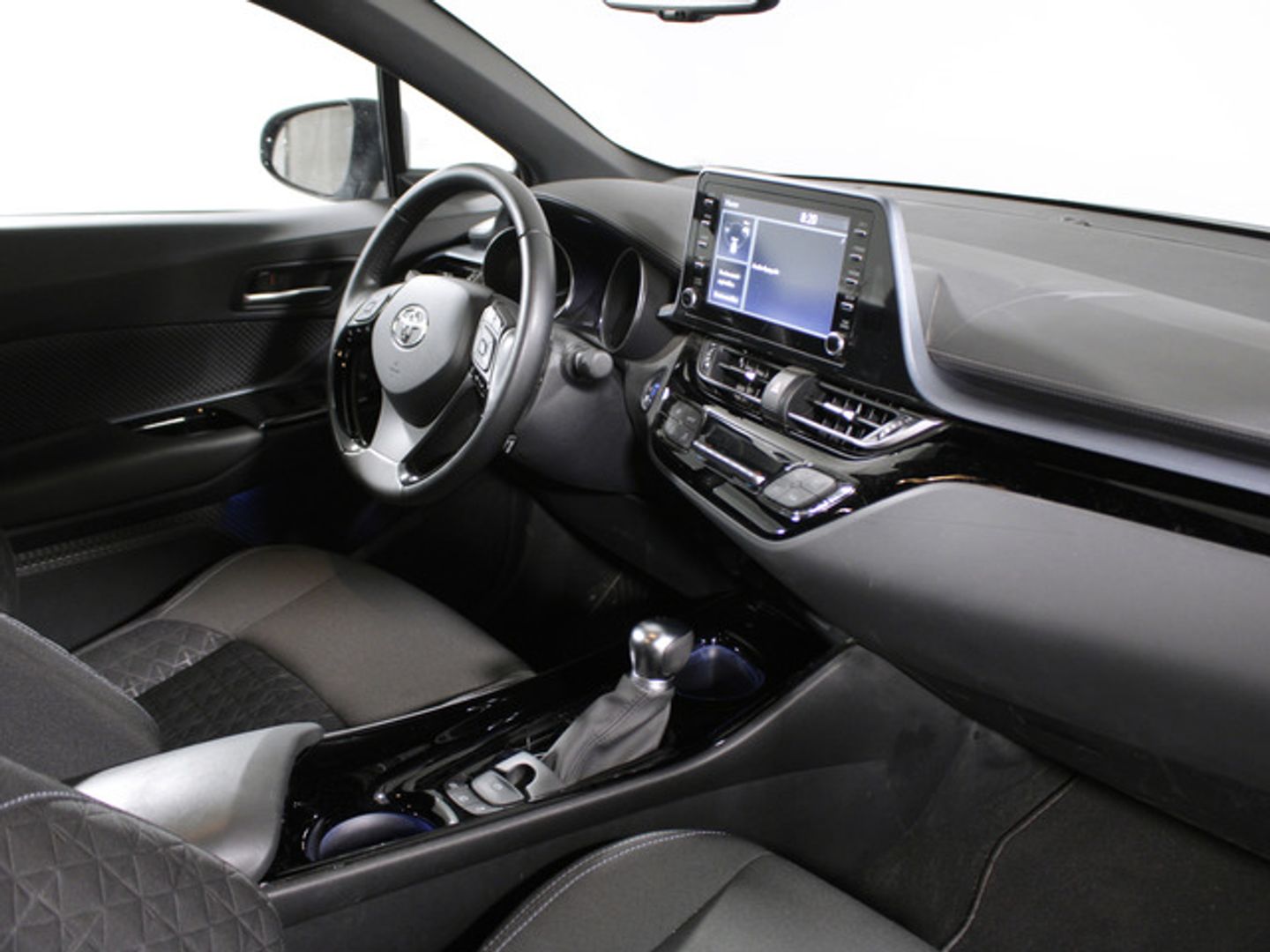 Toyota C-HR 180H Advance 135 kW (184 CV)