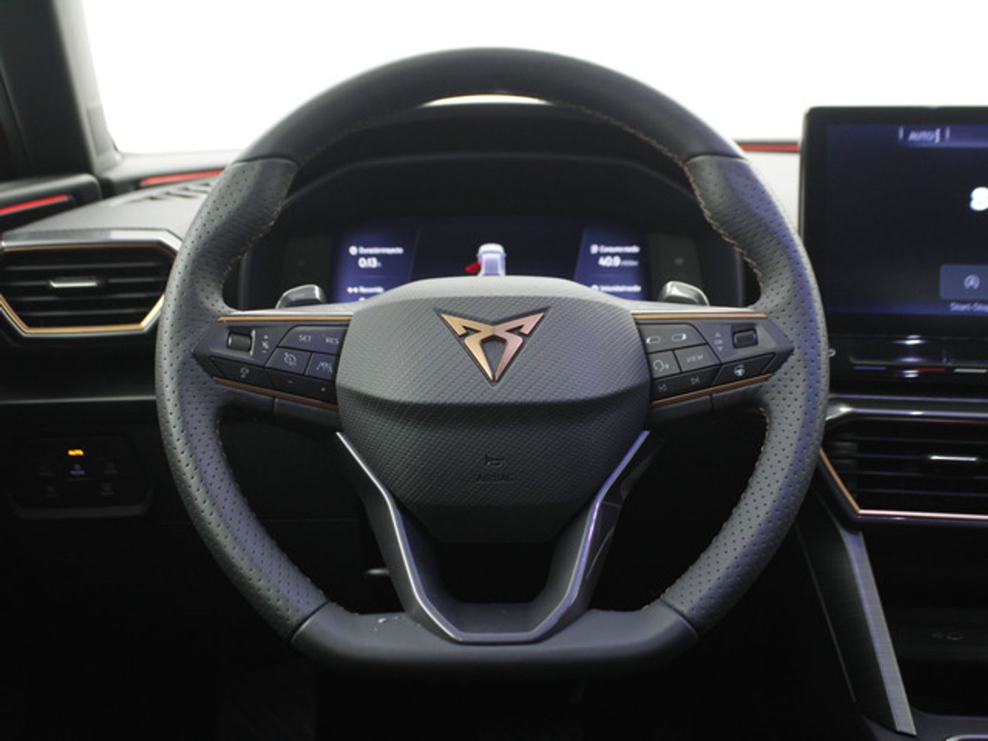 CUPRA León 2.0 TSI DSG 140 kW (190 CV)