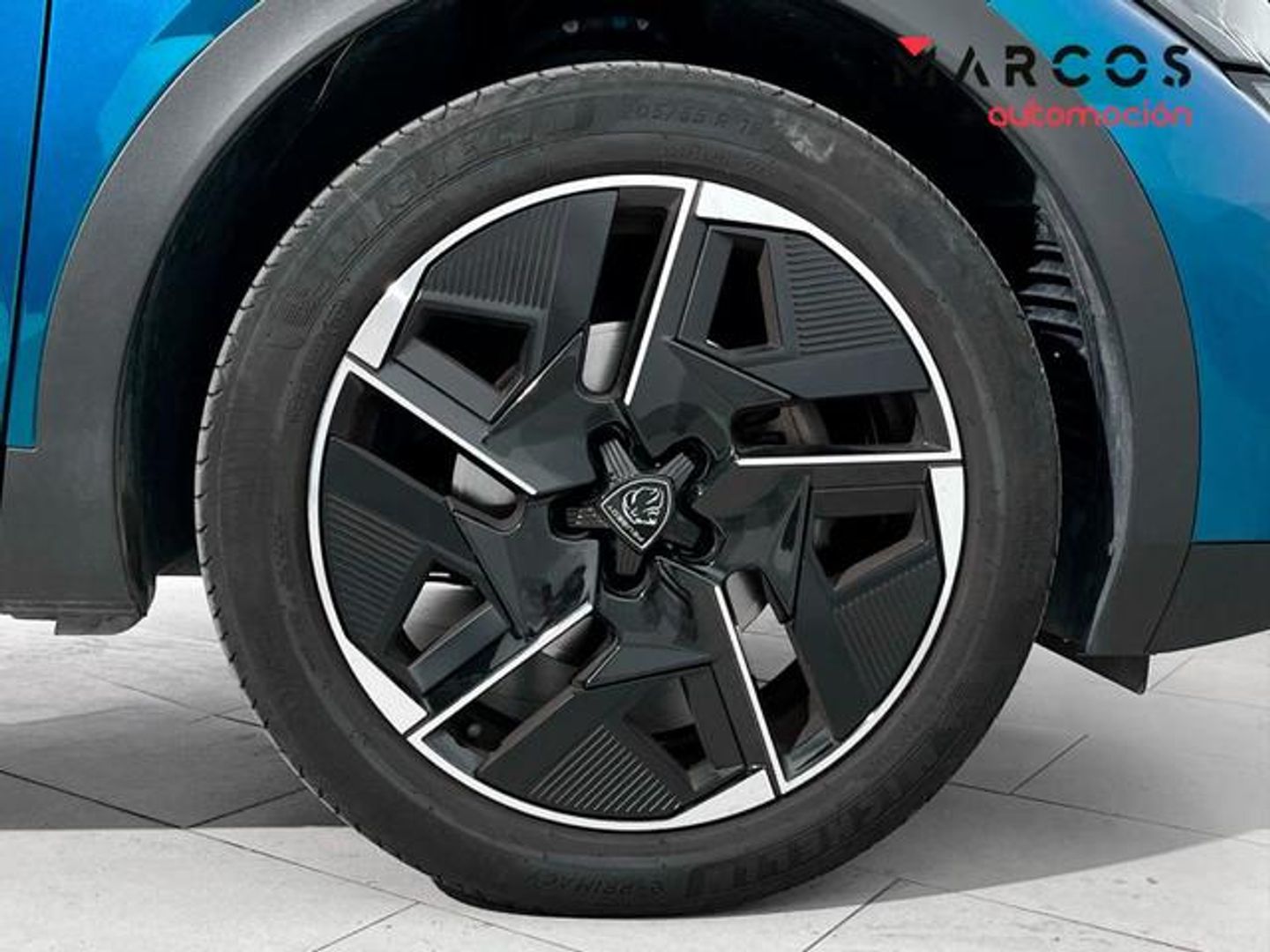 Peugeot 408 GT Puretech EAT8 96 kW (130 CV)