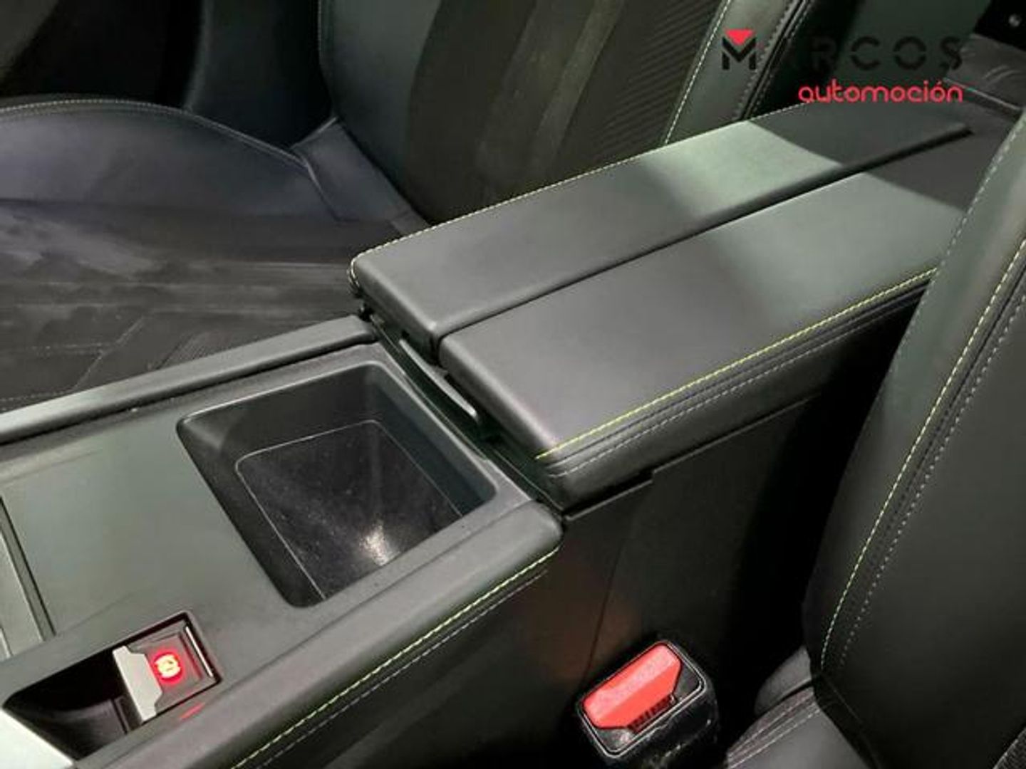 Peugeot 408 GT Puretech EAT8 96 kW (130 CV)