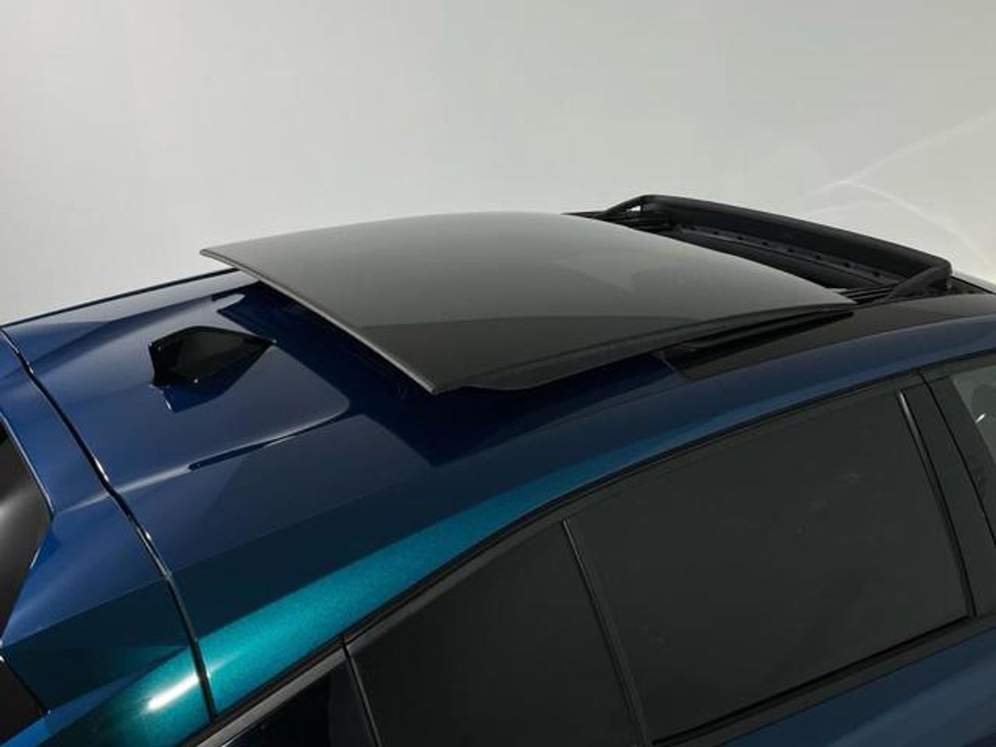Peugeot 408 GT Puretech EAT8 96 kW (130 CV)