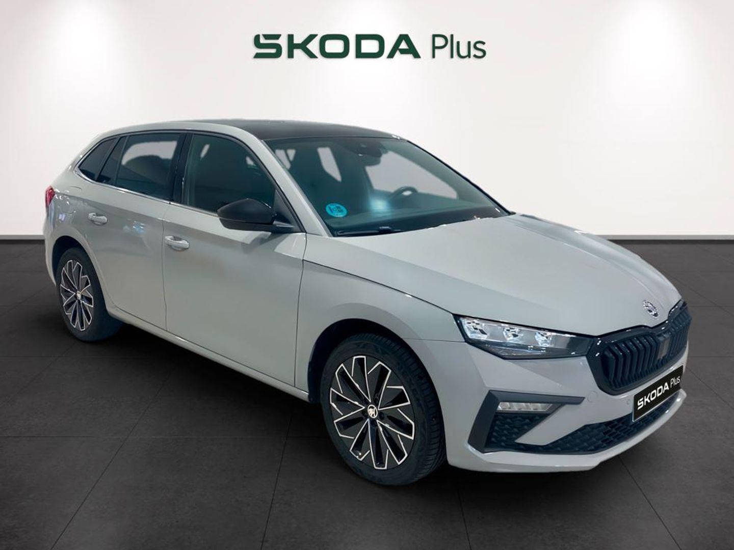 Skoda Scala Design 1.0 TSI DSG 85 kW (115 CV) Gris Sedan