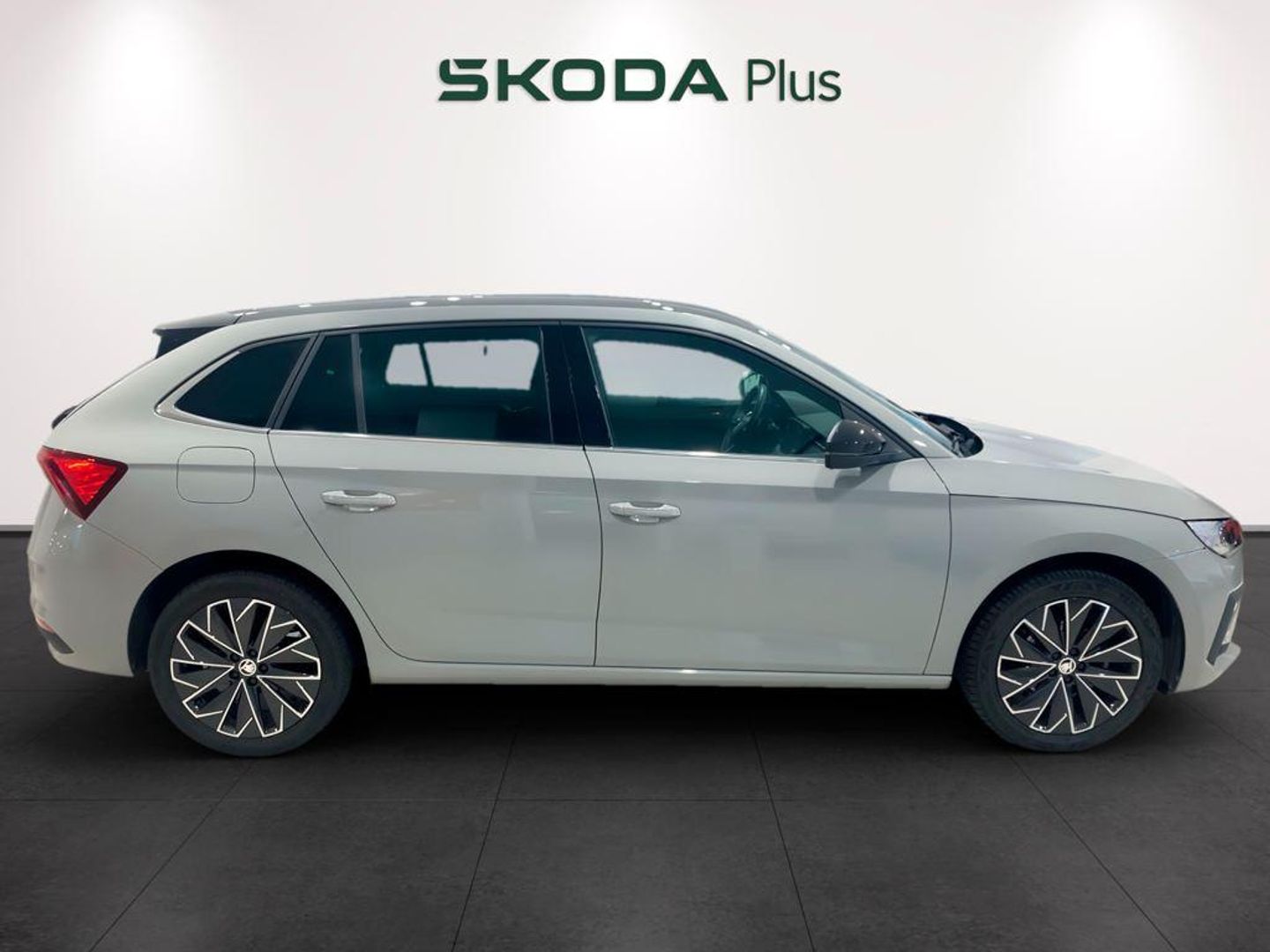 Skoda Scala Design 1.0 TSI DSG 85 kW (115 CV)