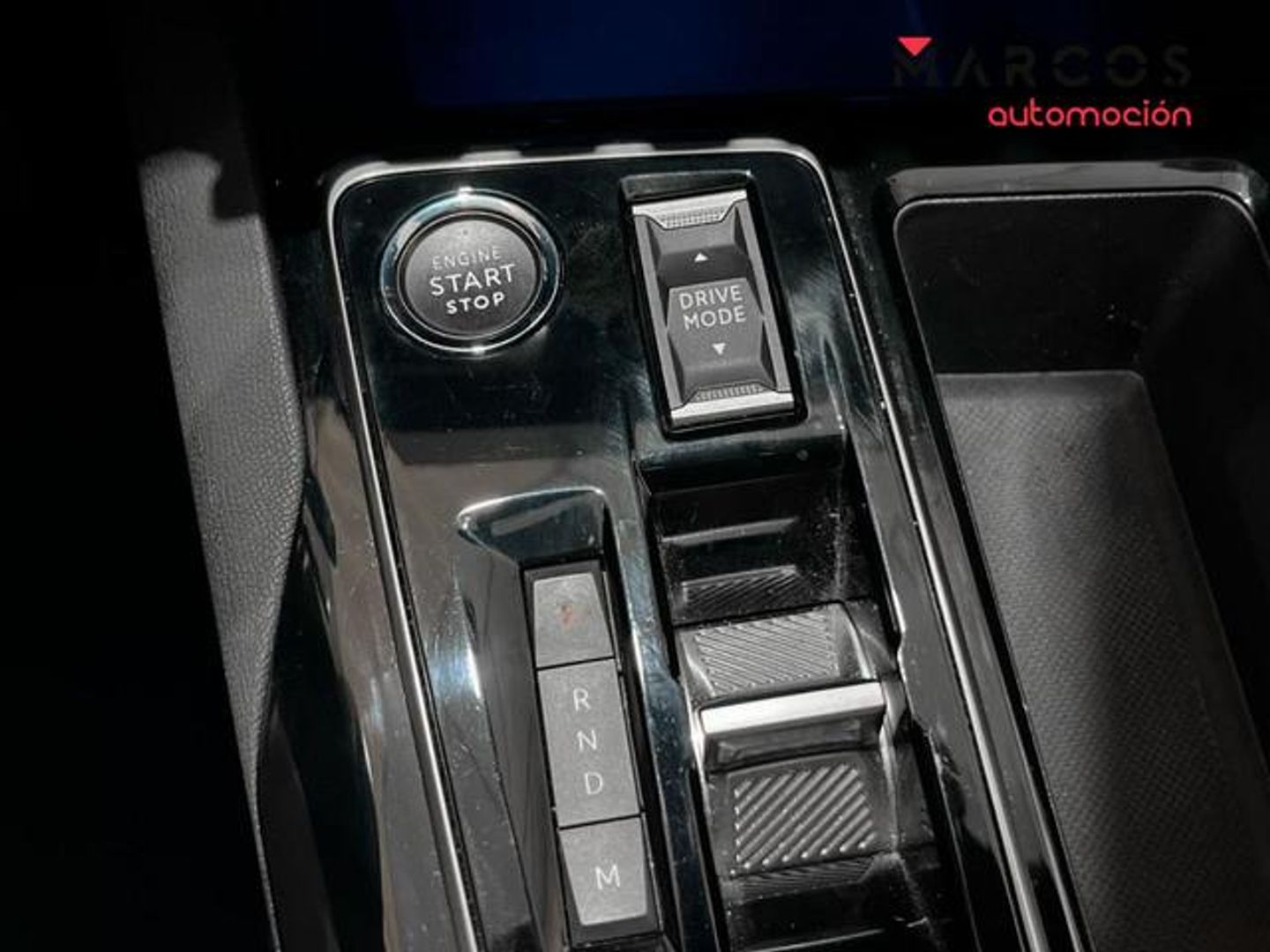 Peugeot 3008 Hybrid 136 Allure Pack eDCS6 100 kW (136 CV)