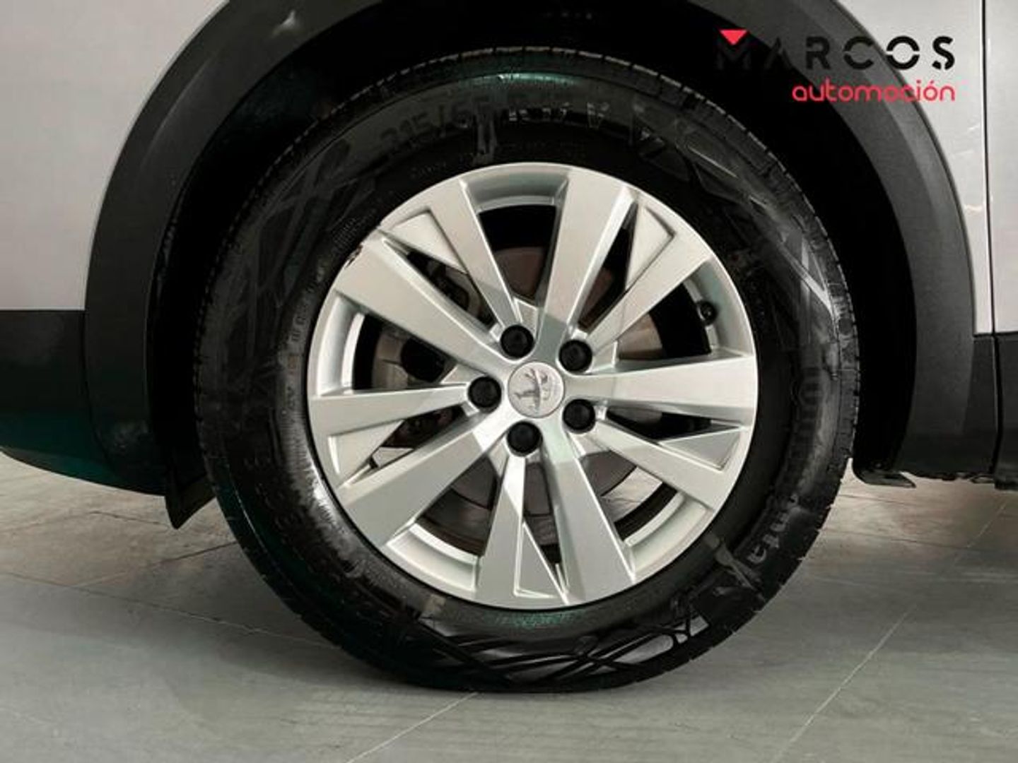 Peugeot 5008 Hybrid 1.2 Active Pack eDCS6 100 kW (136 CV)