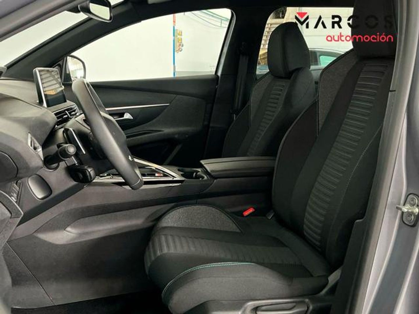 Peugeot 5008 Hybrid 1.2 Active Pack eDCS6 100 kW (136 CV)