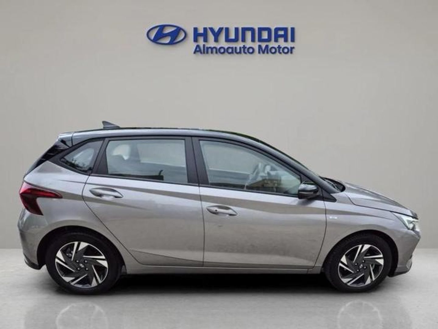 Hyundai i20 1.0 TGDI 48V Tecno 74 kW (100 CV)
