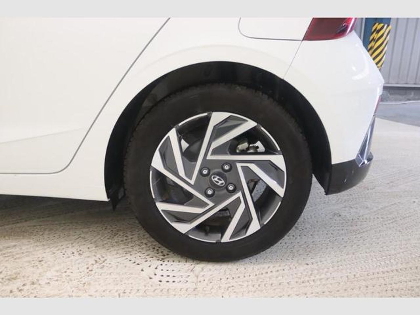 Hyundai i20 1.0 TGDI 48V Klass 74 kW (100 CV)