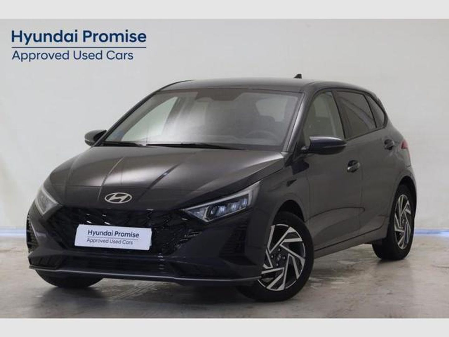 Hyundai i20 1.0 TGDI 48V Klass DCT 74 kW (100 CV) Gris oscuro Compact