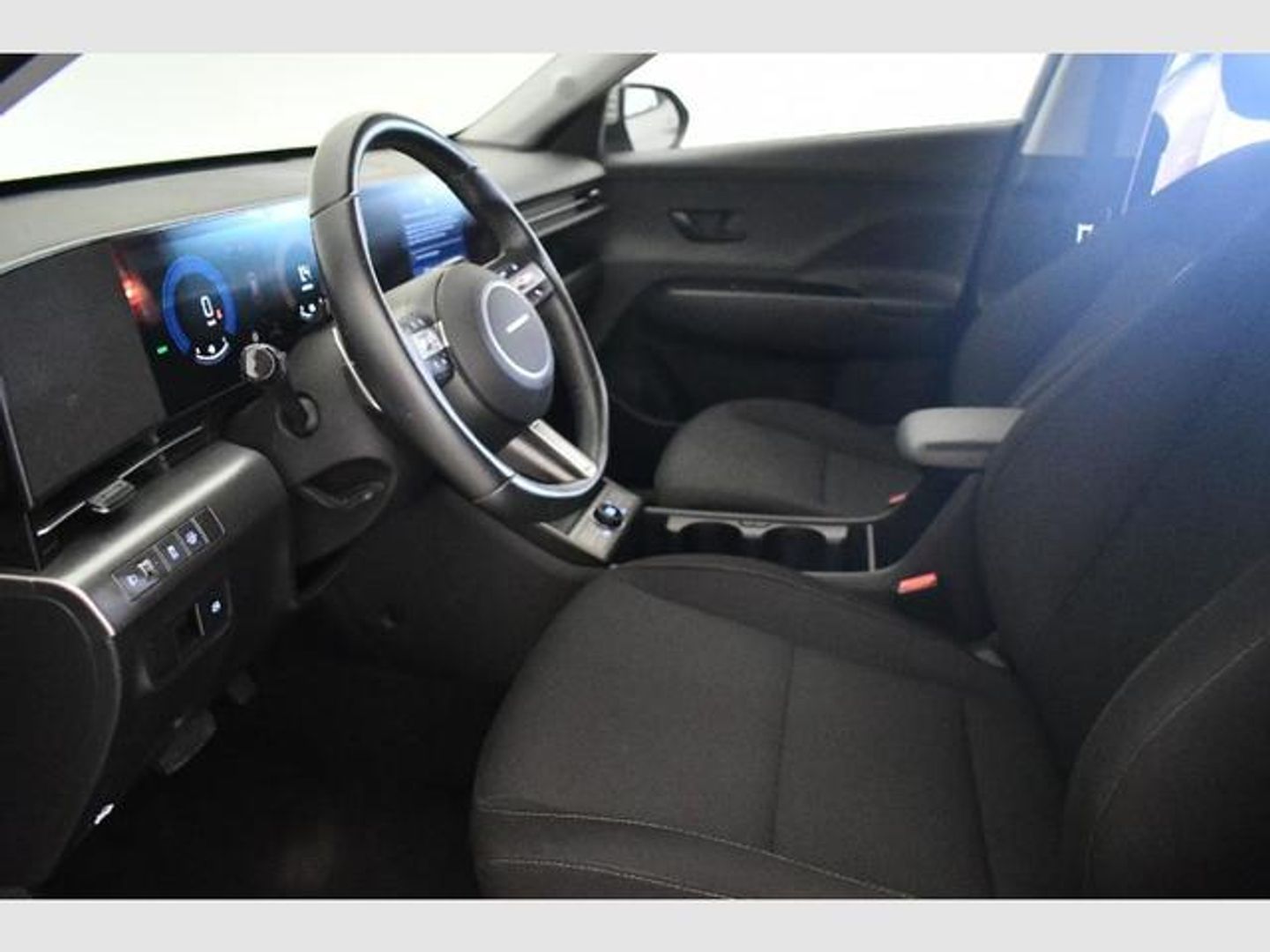 Hyundai Kona 1.6 GDI HEV Maxx DCT 104 kW (141 CV)