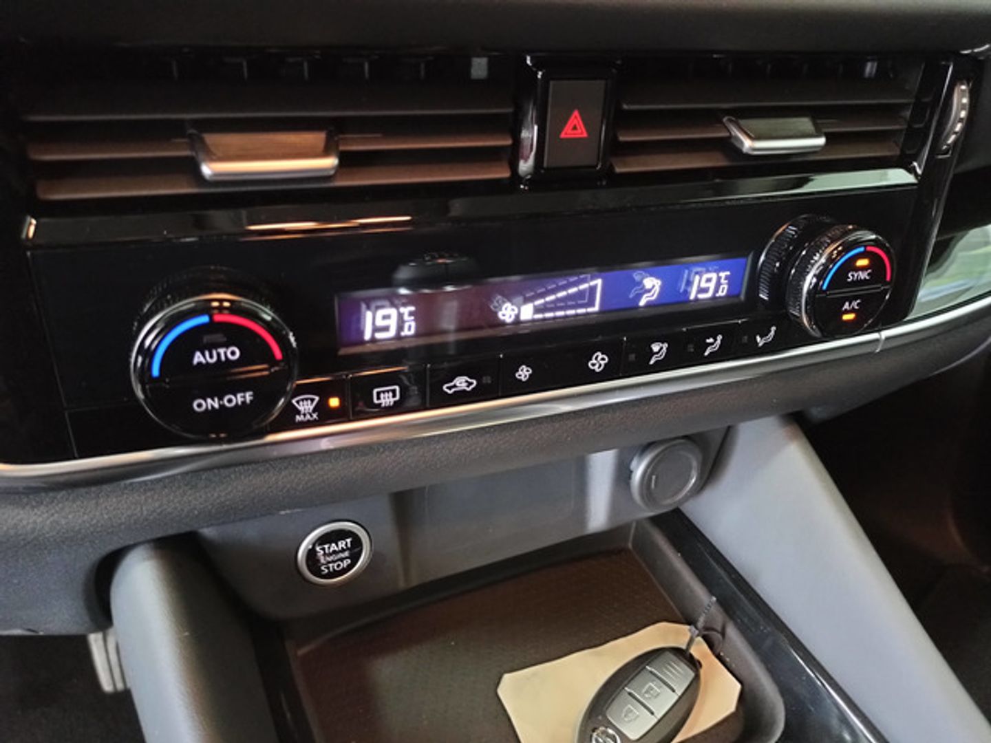 Nissan Qashqai DIG-T 140 N-Connecta 103 kW (140 CV)
