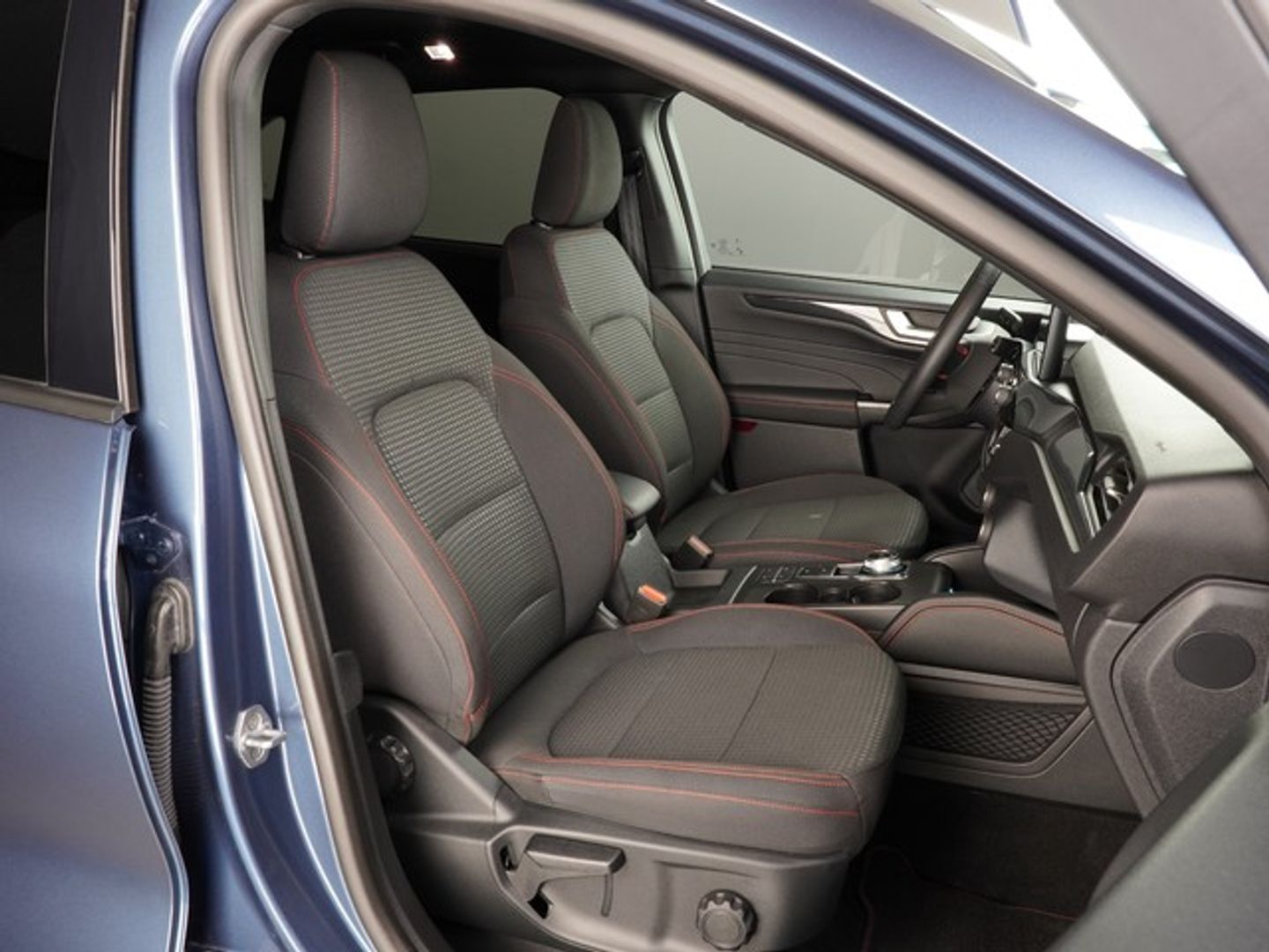 Ford Kuga 2.5 Duratec FHEV ST-Line Auto 140 kW (190 CV)