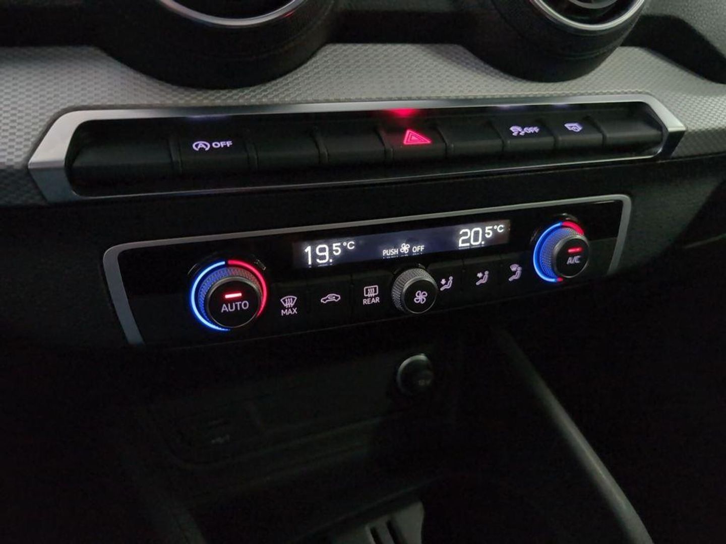 Audi Q2 Advanced 30 TDI 85 kW (116 CV) S tronic