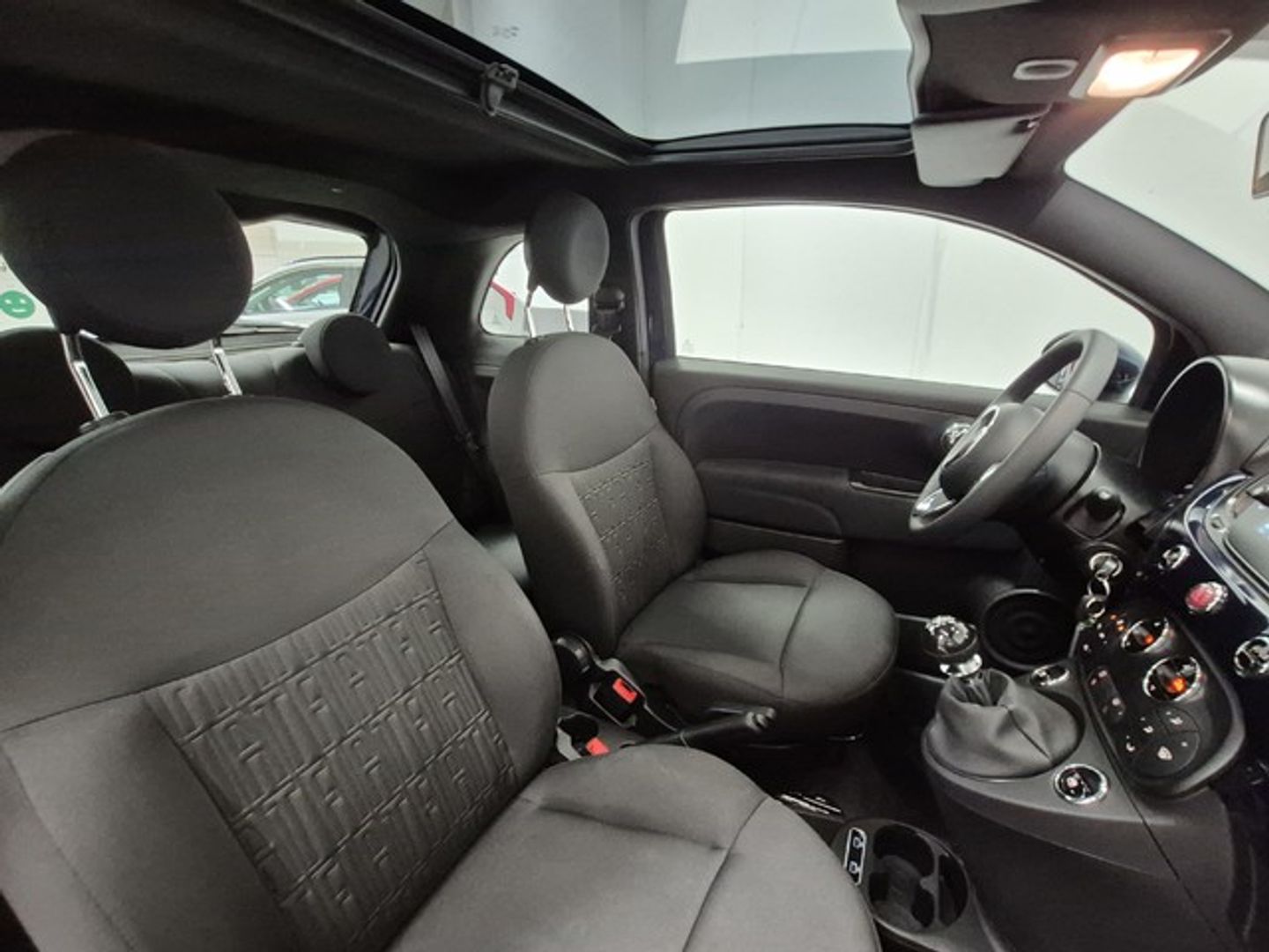 Fiat 500 1.0 Hybrid Monotrim 51 kW (70 CV)