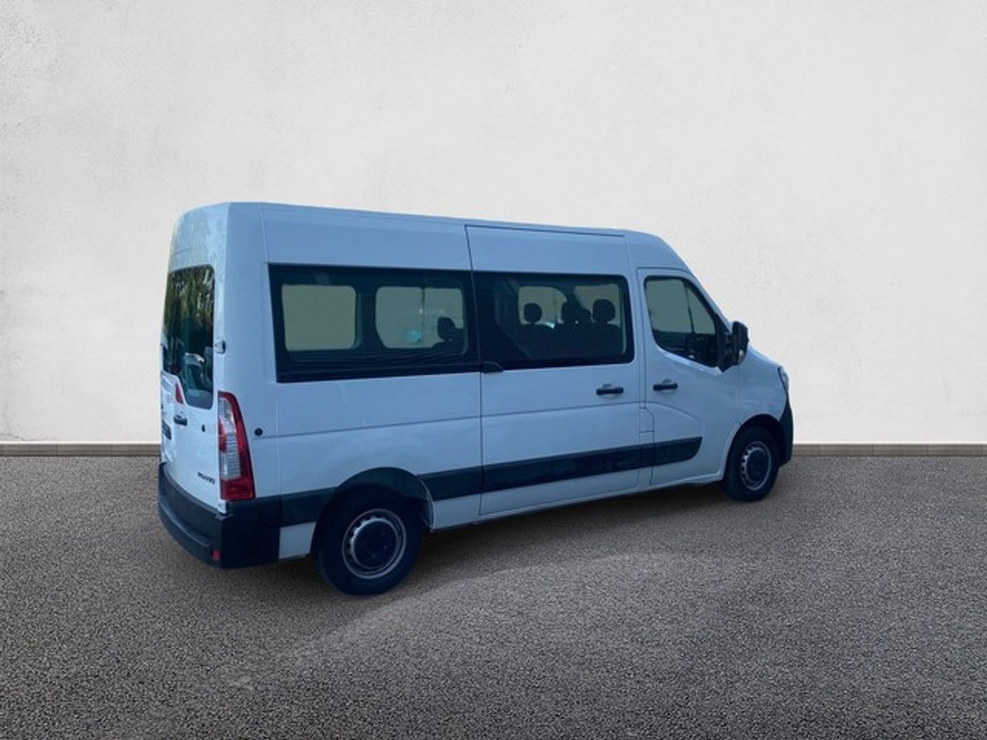 Renault Master Combi 6 L2H2 3300 dCi 99 kW (135 CV)