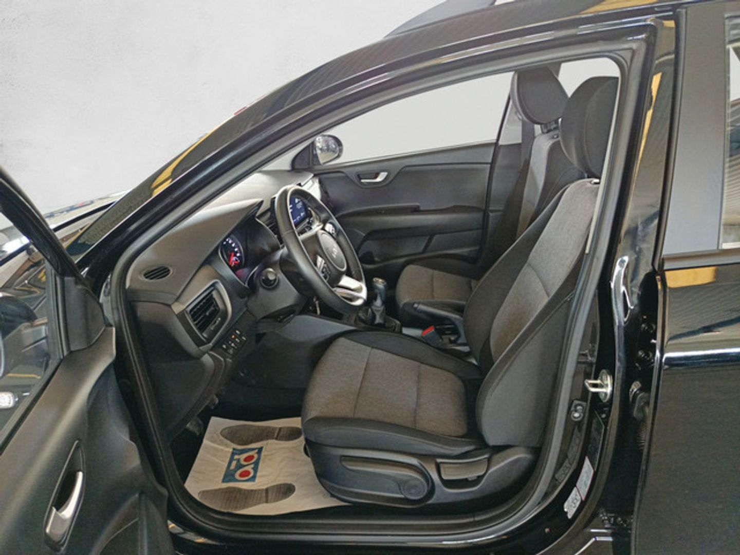 Kia Stonic 1.0 T-GDi MHEV iMT Concept 74 kW (100 CV)