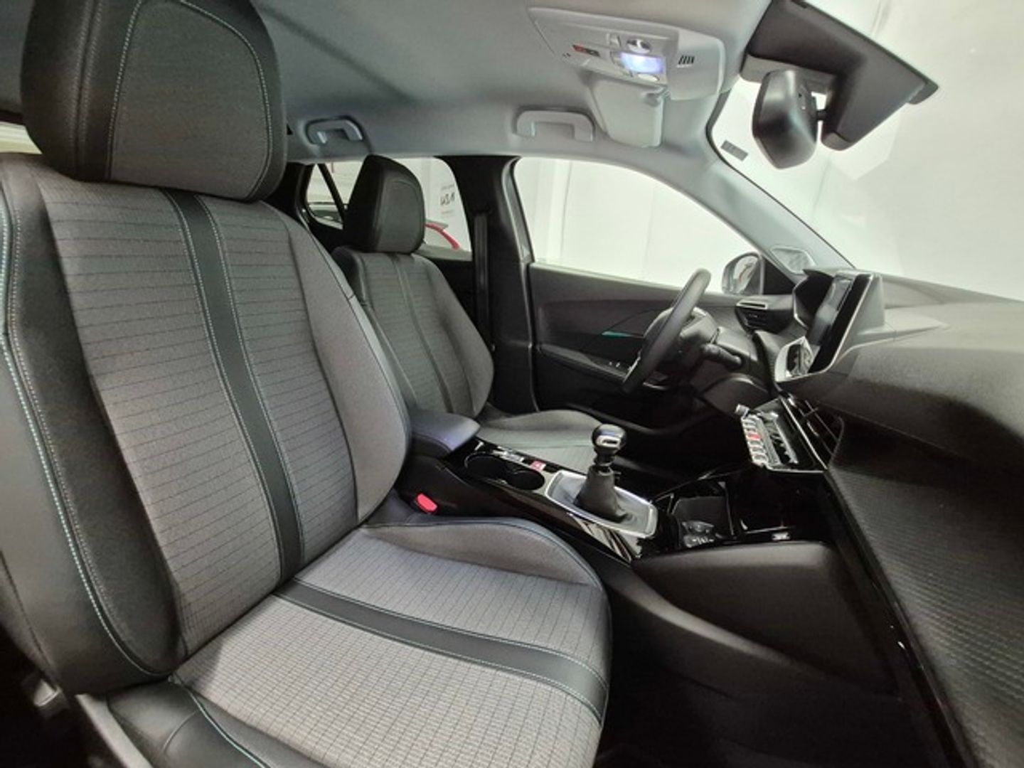 Peugeot 2008 BlueHDi 110 Allure Pack 81 kW (110 CV)