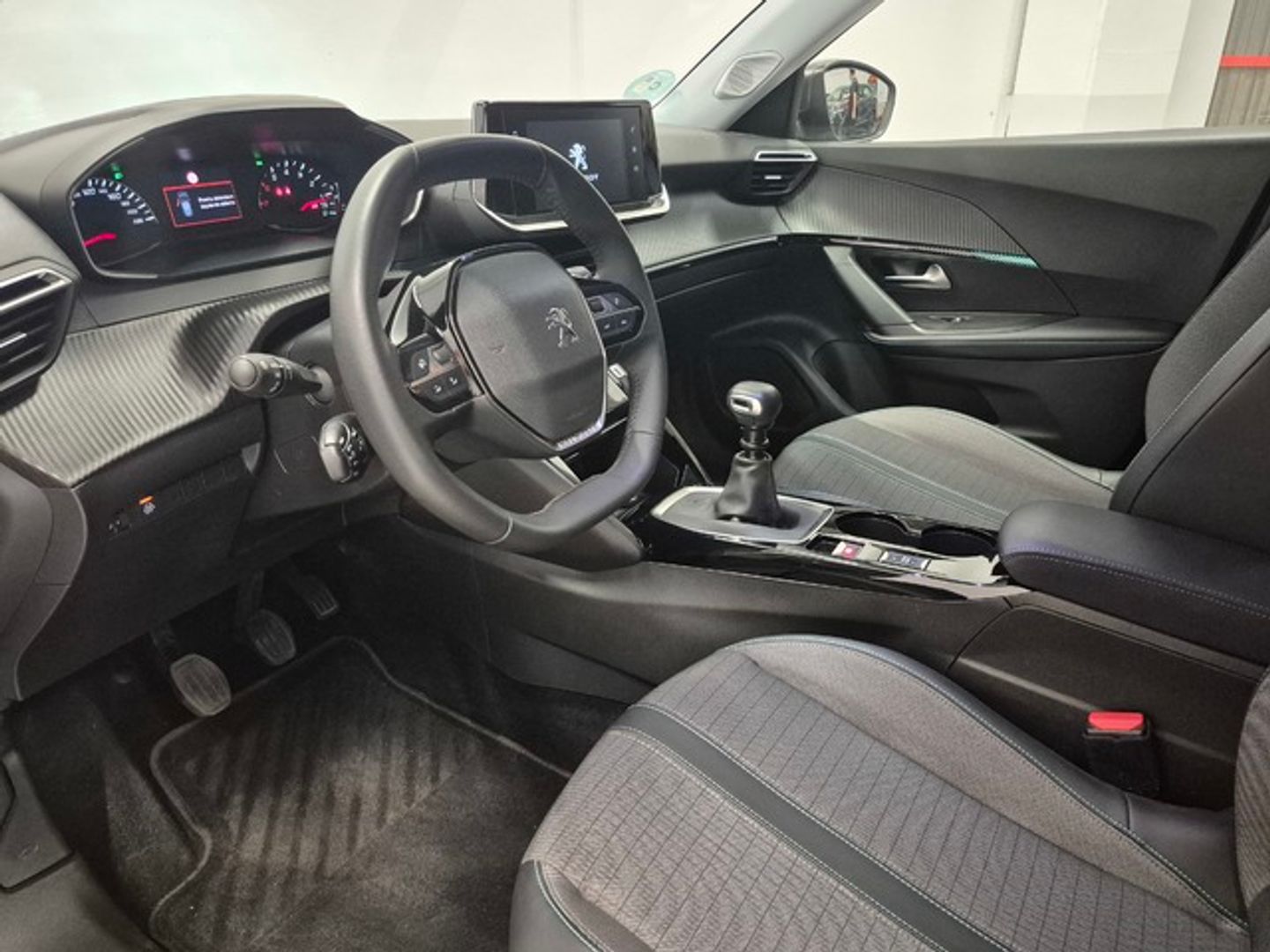 Peugeot 2008 BlueHDi 110 Allure Pack 81 kW (110 CV)