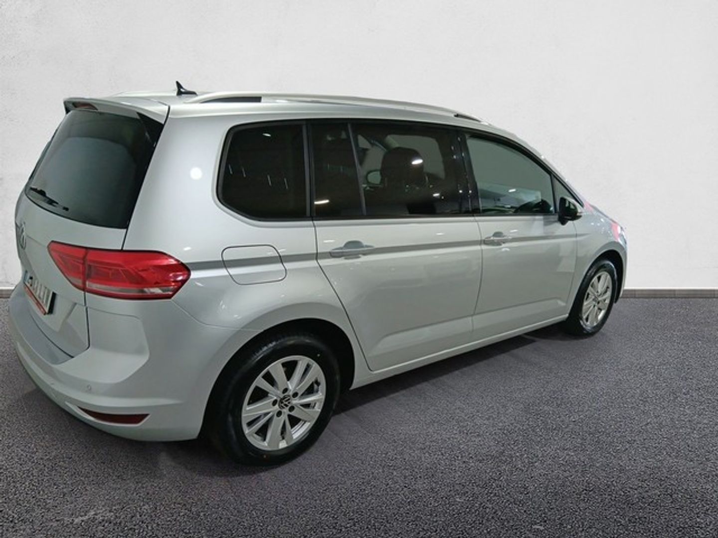 Volkswagen Touran Advance 1.5 TSI 110 kW (150 CV)
