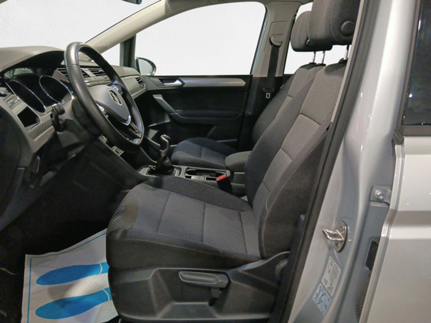 Volkswagen Touran Advance 1.5 TSI 110 kW (150 CV)