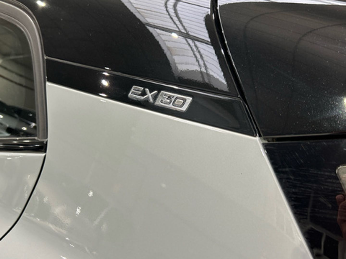 Volvo EX30 Single Motor Extended Range Plus Auto 200 kW (272 CV)