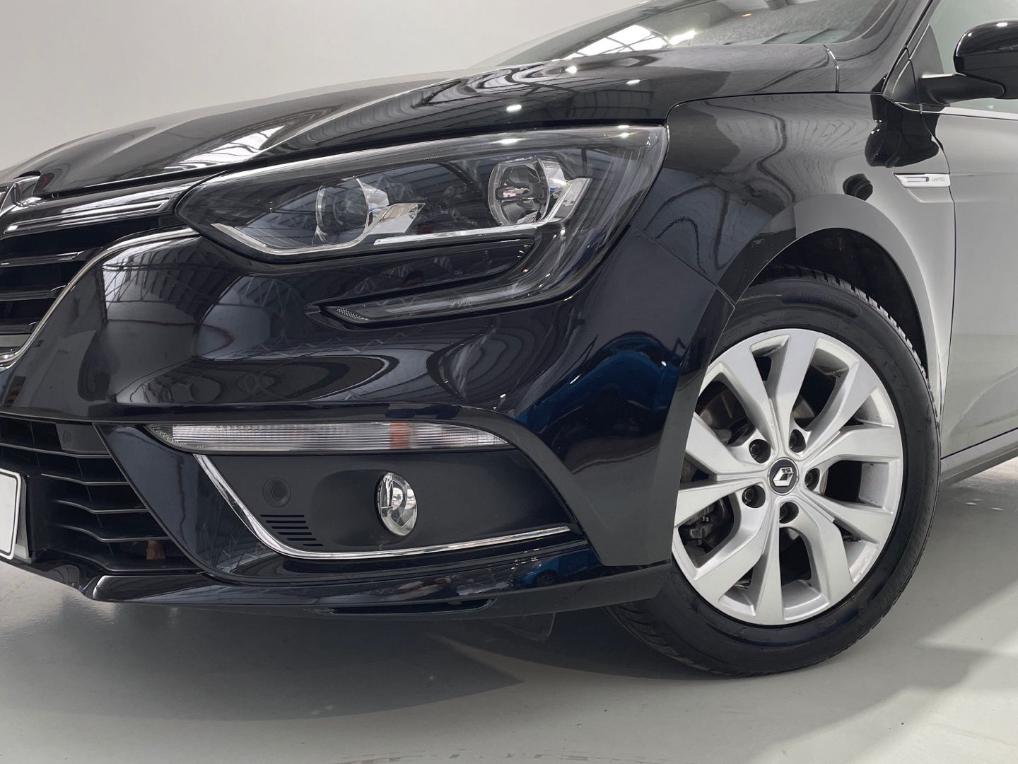 Renault Megane Limited Blue dCi 70 kW (95 CV)