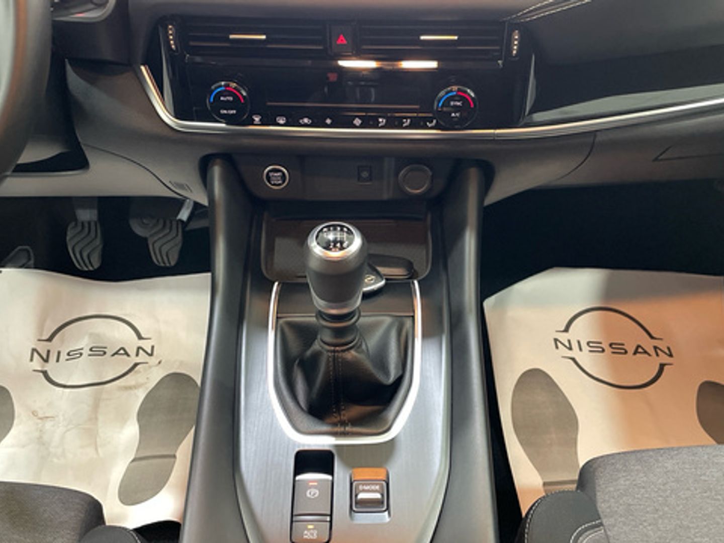 Nissan Qashqai DIG-T 140 mHEV Acenta 4x2 103 kW (140 CV)
