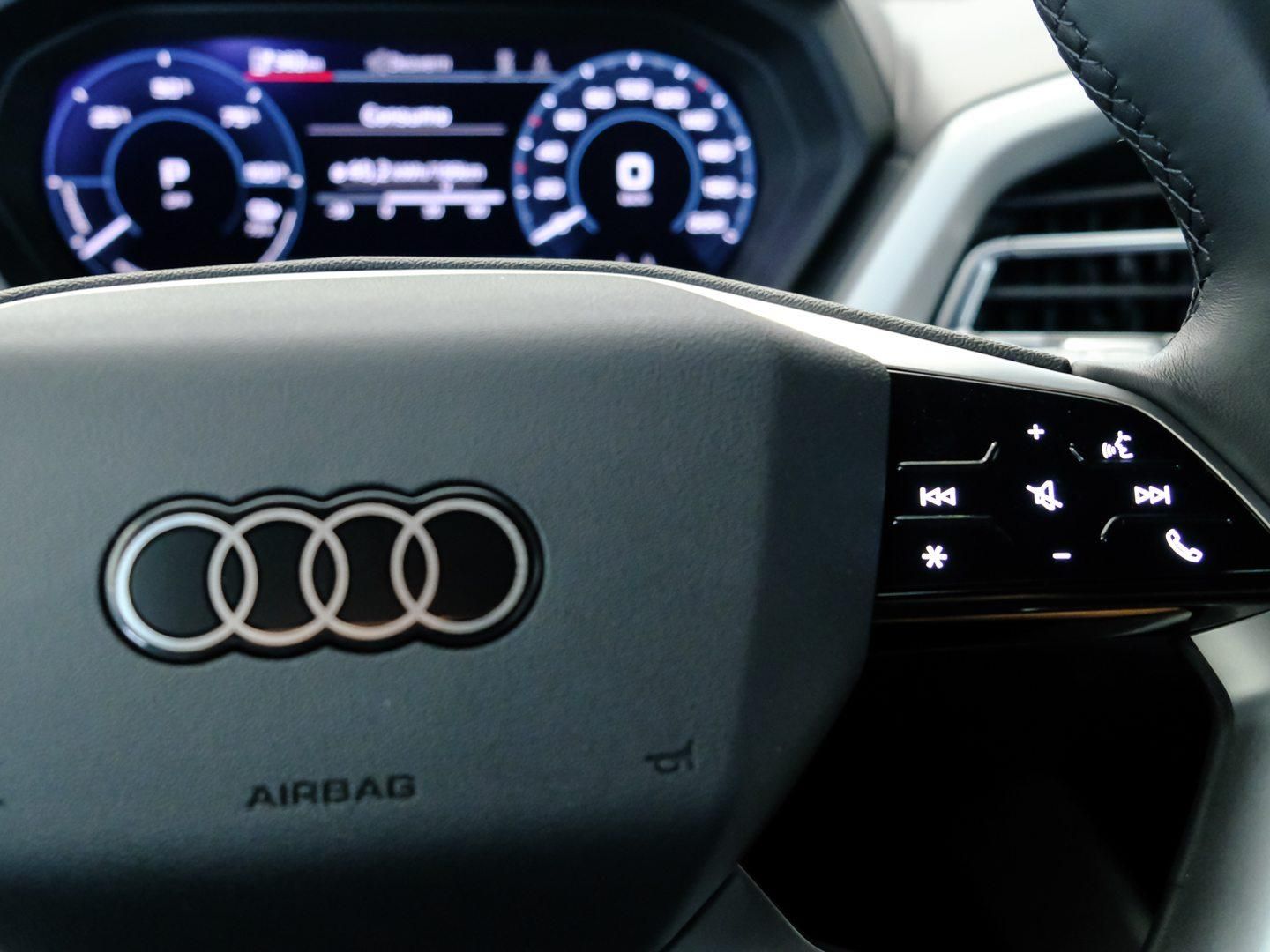 Audi Q4 e-tron S line 40 e-tron 82kWh 150 kW (204 CV)