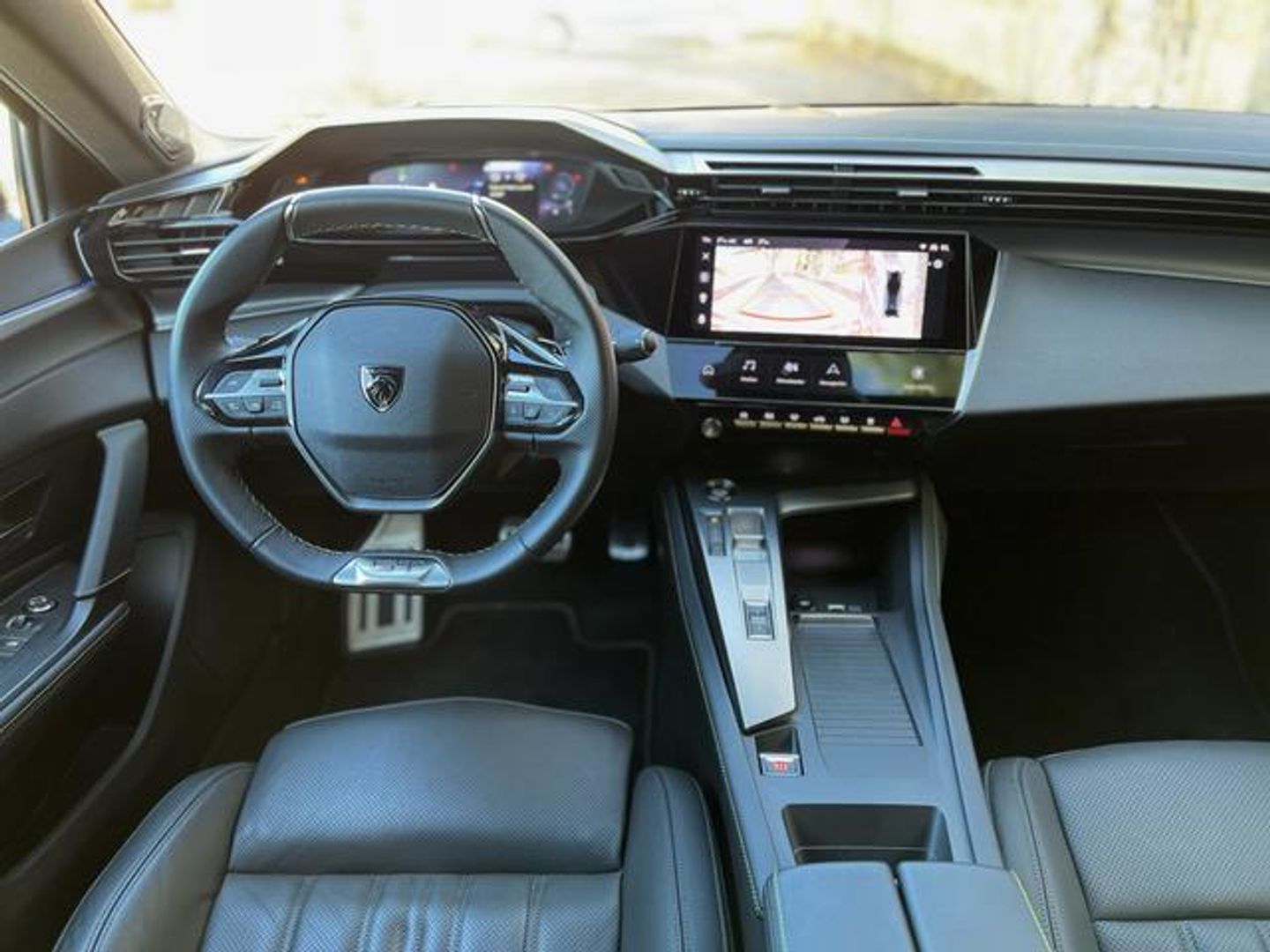 Peugeot 408 PHEV 225 GT e-EAT8 165 kW (224 CV)