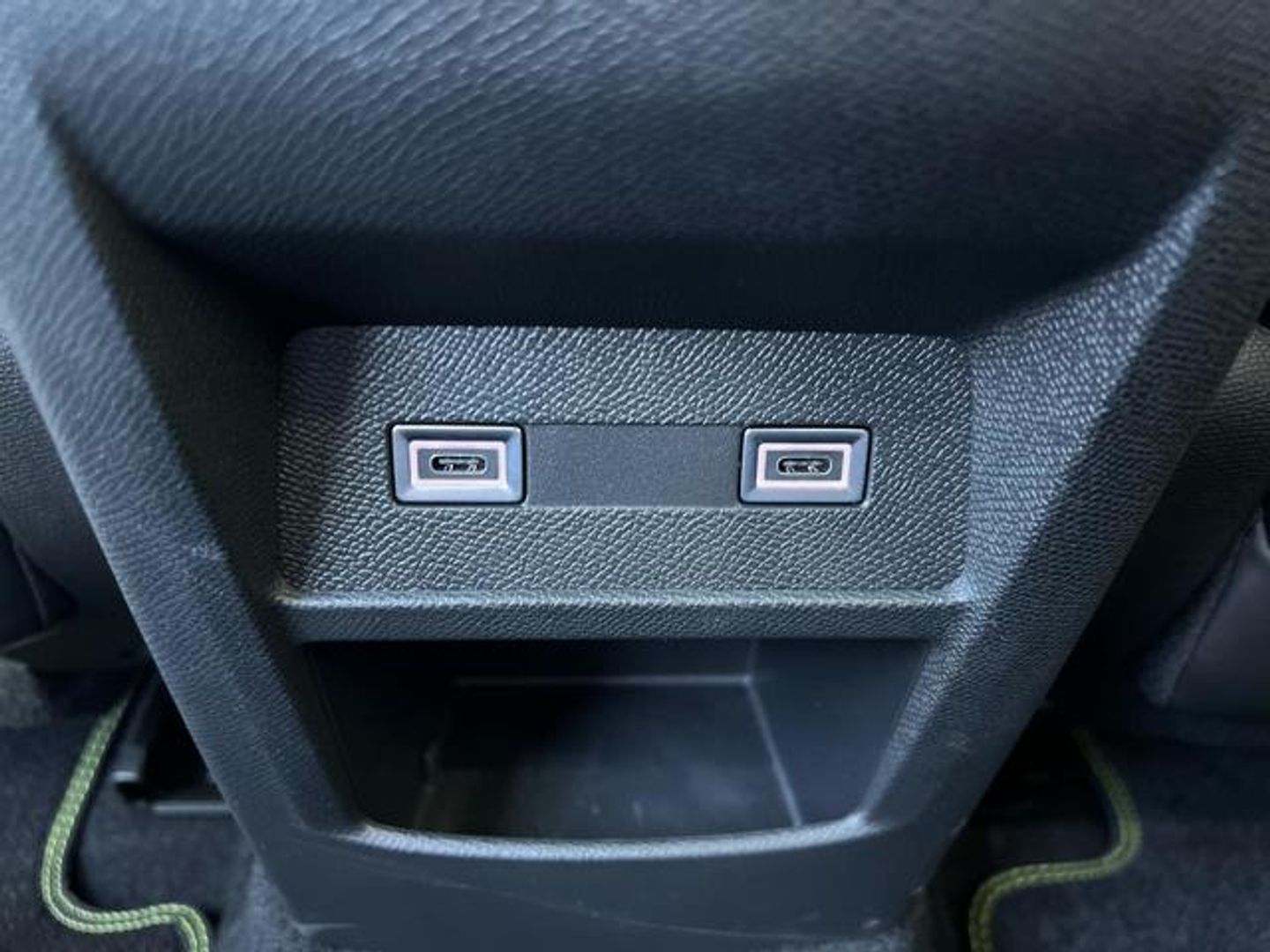 Peugeot 408 PHEV 225 GT e-EAT8 165 kW (224 CV)