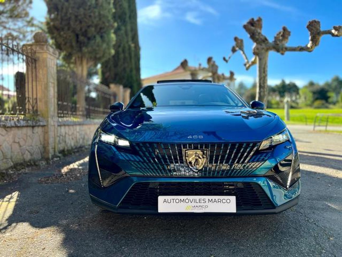 Peugeot 408 PHEV 225 GT e-EAT8 165 kW (224 CV)