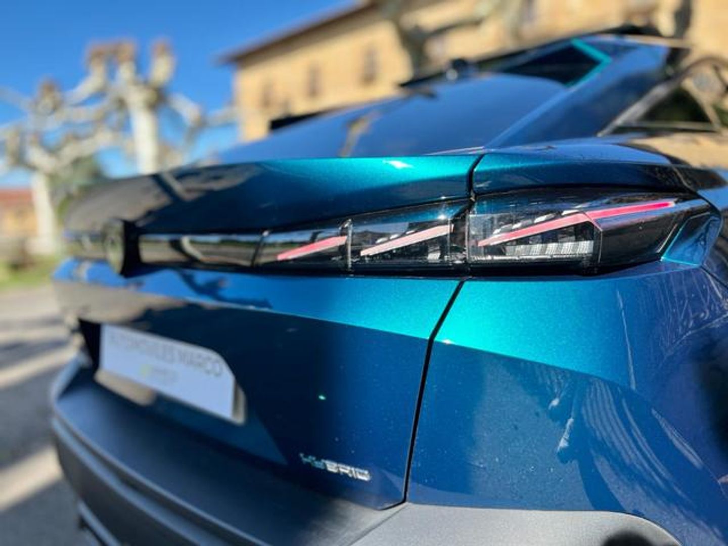 Peugeot 408 PHEV 225 GT e-EAT8 165 kW (224 CV)