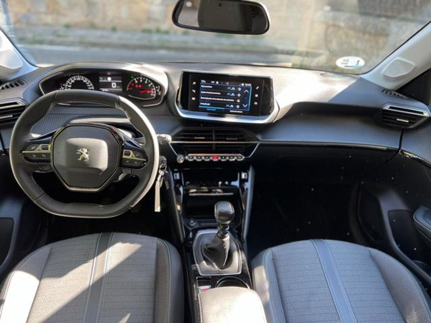 Peugeot 208 PureTech 100 Allure 75 kW (100 CV)