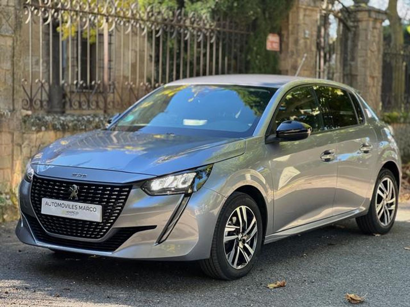 Peugeot 208 PureTech 100 Allure 75 kW (100 CV)