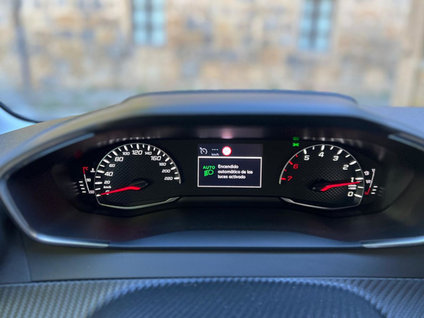Peugeot 208 PureTech 100 Allure 75 kW (100 CV)