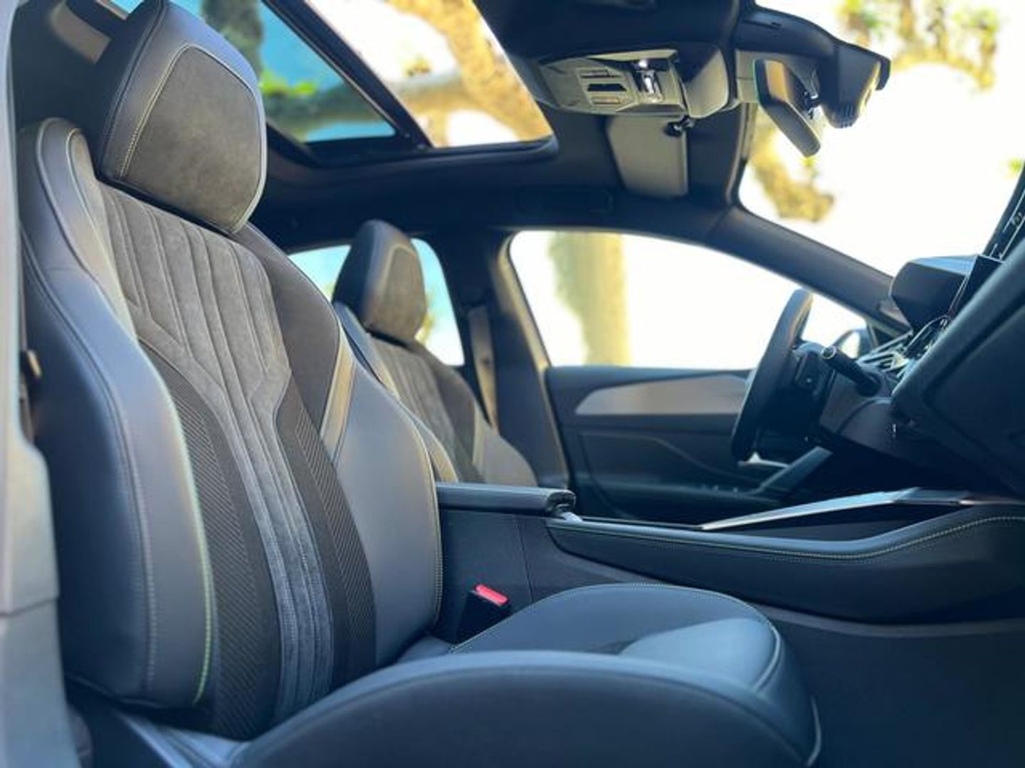 Peugeot 308 Hybrid 225 GT eEAT8 165 kW (225 CV)