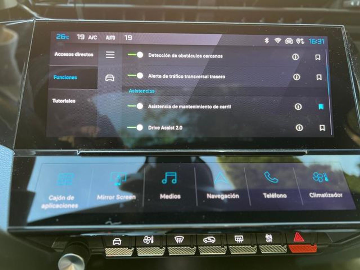 Peugeot 308 Hybrid 225 GT eEAT8 165 kW (225 CV)