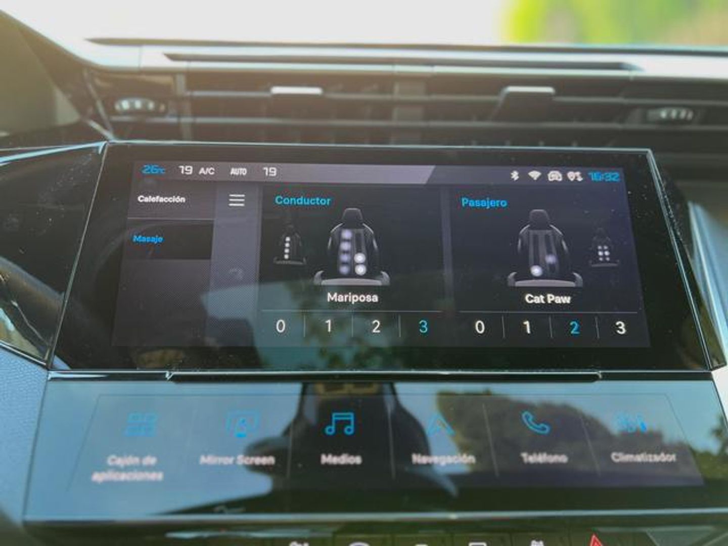 Peugeot 308 Hybrid 225 GT eEAT8 165 kW (225 CV)