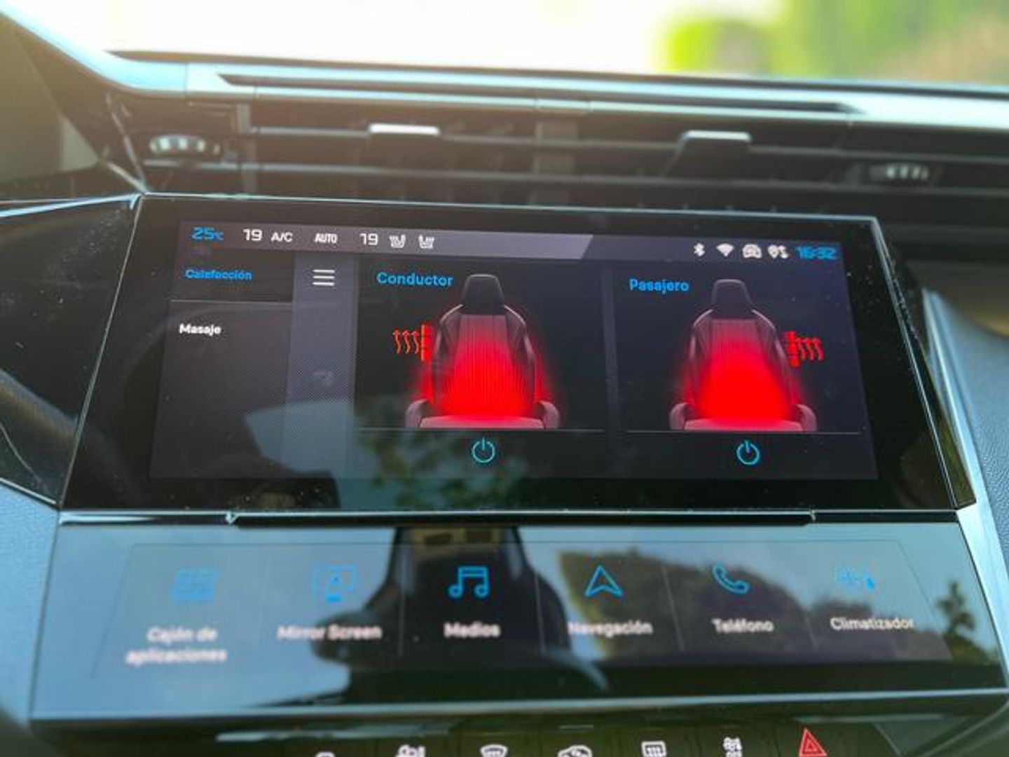 Peugeot 308 Hybrid 225 GT eEAT8 165 kW (225 CV)