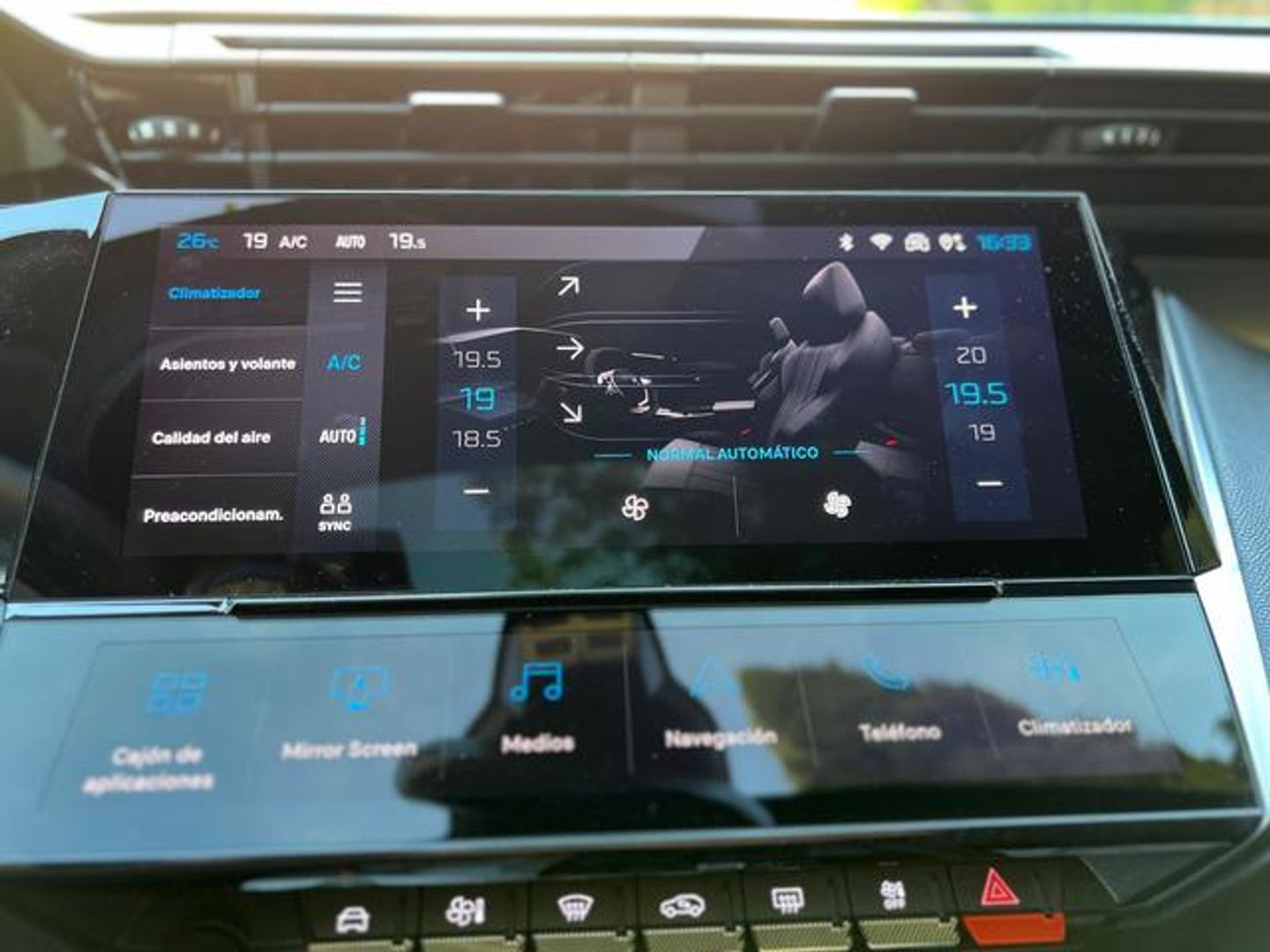 Peugeot 308 Hybrid 225 GT eEAT8 165 kW (225 CV)