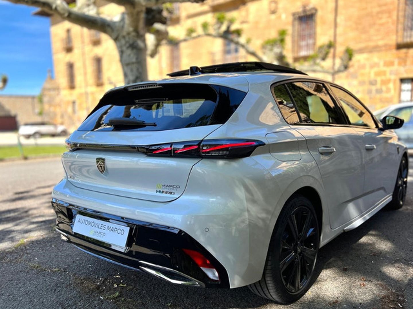 Peugeot 308 Hybrid 225 GT eEAT8 165 kW (225 CV)