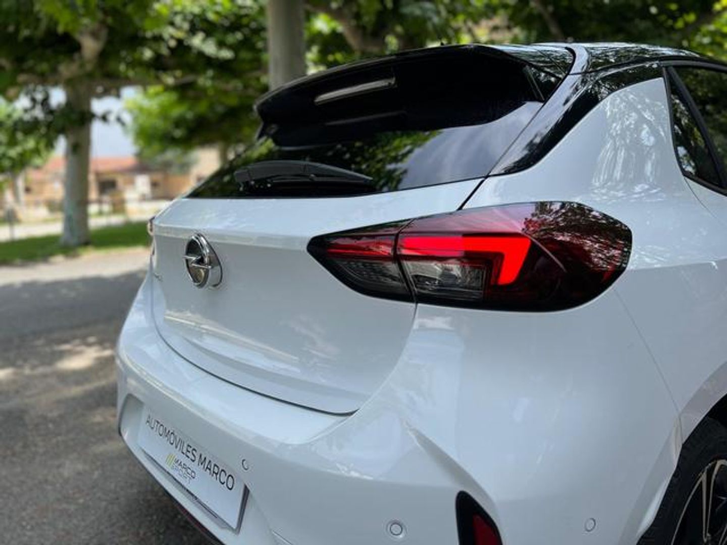 Opel Corsa 1.2T XHL GS 74 kW (100 CV)