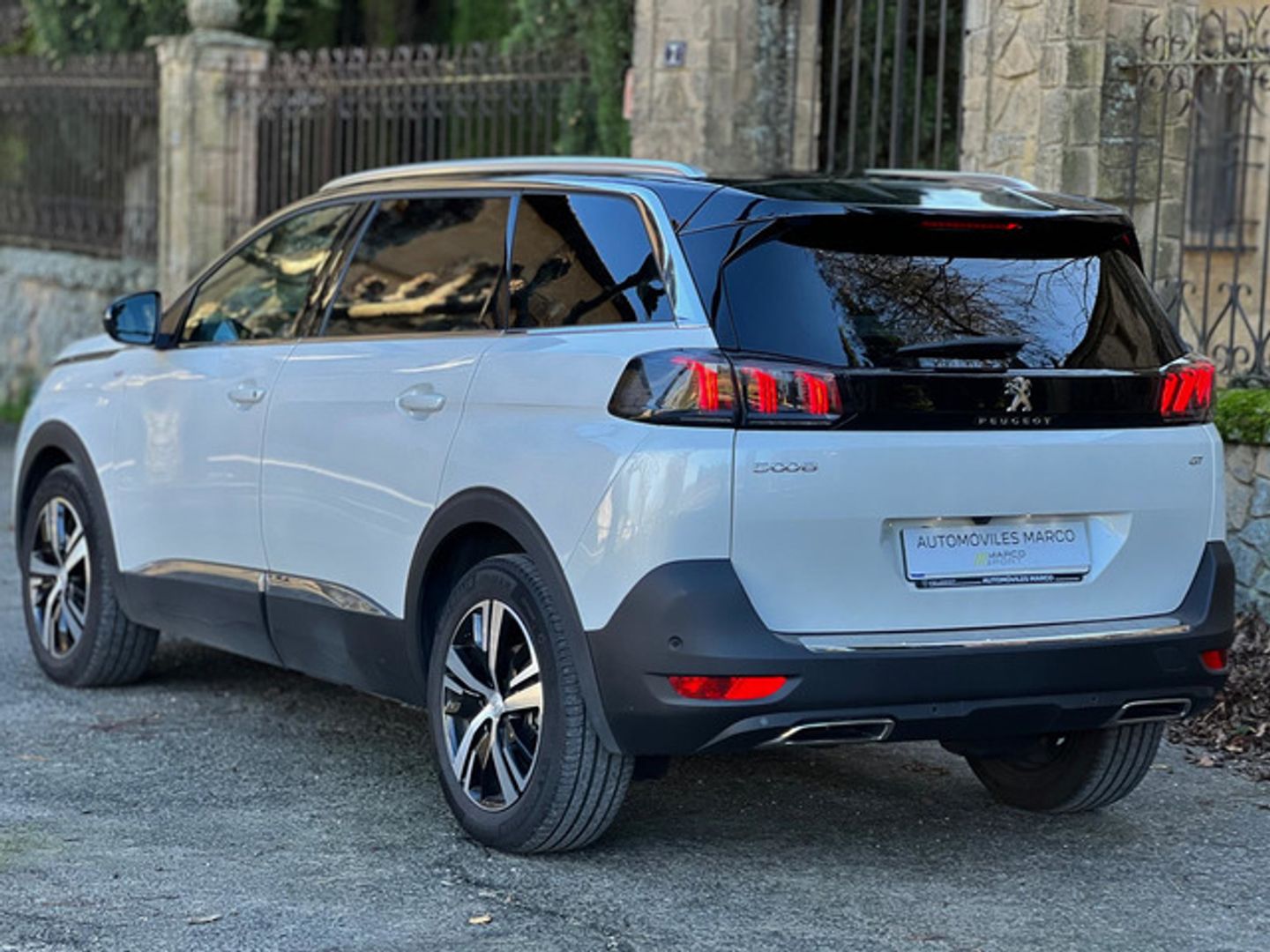 Peugeot 5008 BlueHDI 130 S&S GT EAT8 96 kW (130 CV)