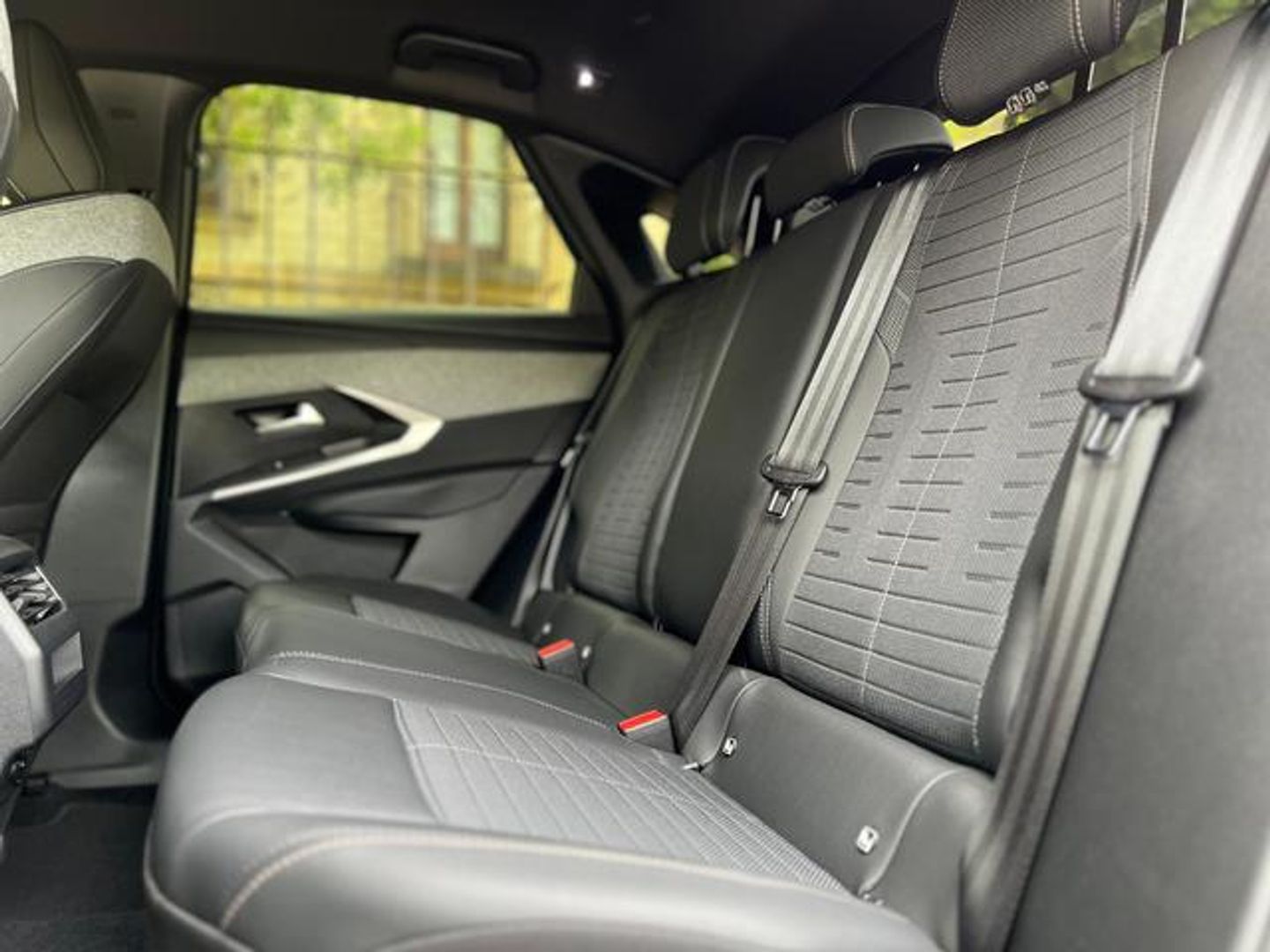 Peugeot 3008 Hybrid 145 Allure eDCS6 107 kW (145 CV)