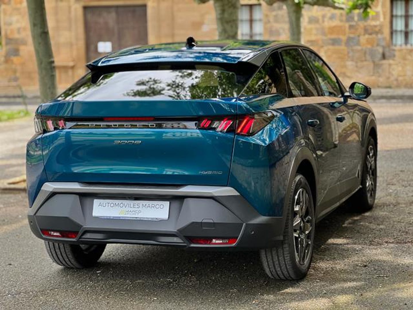 Peugeot 3008 Hybrid 145 Allure eDCS6 107 kW (145 CV)