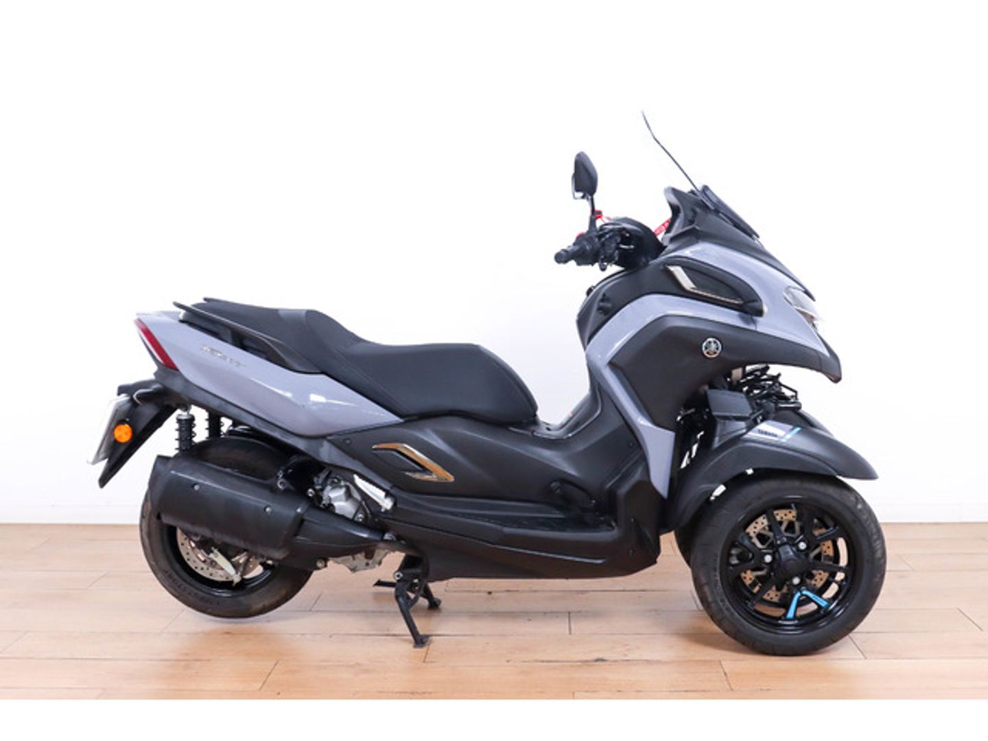 Yamaha TRICITY 300 Gris Motorcycle
