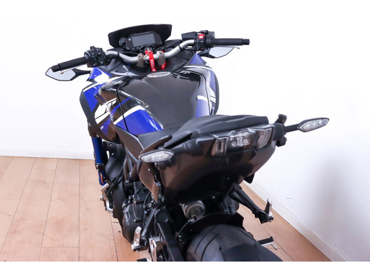 Yamaha Niken 850 GT