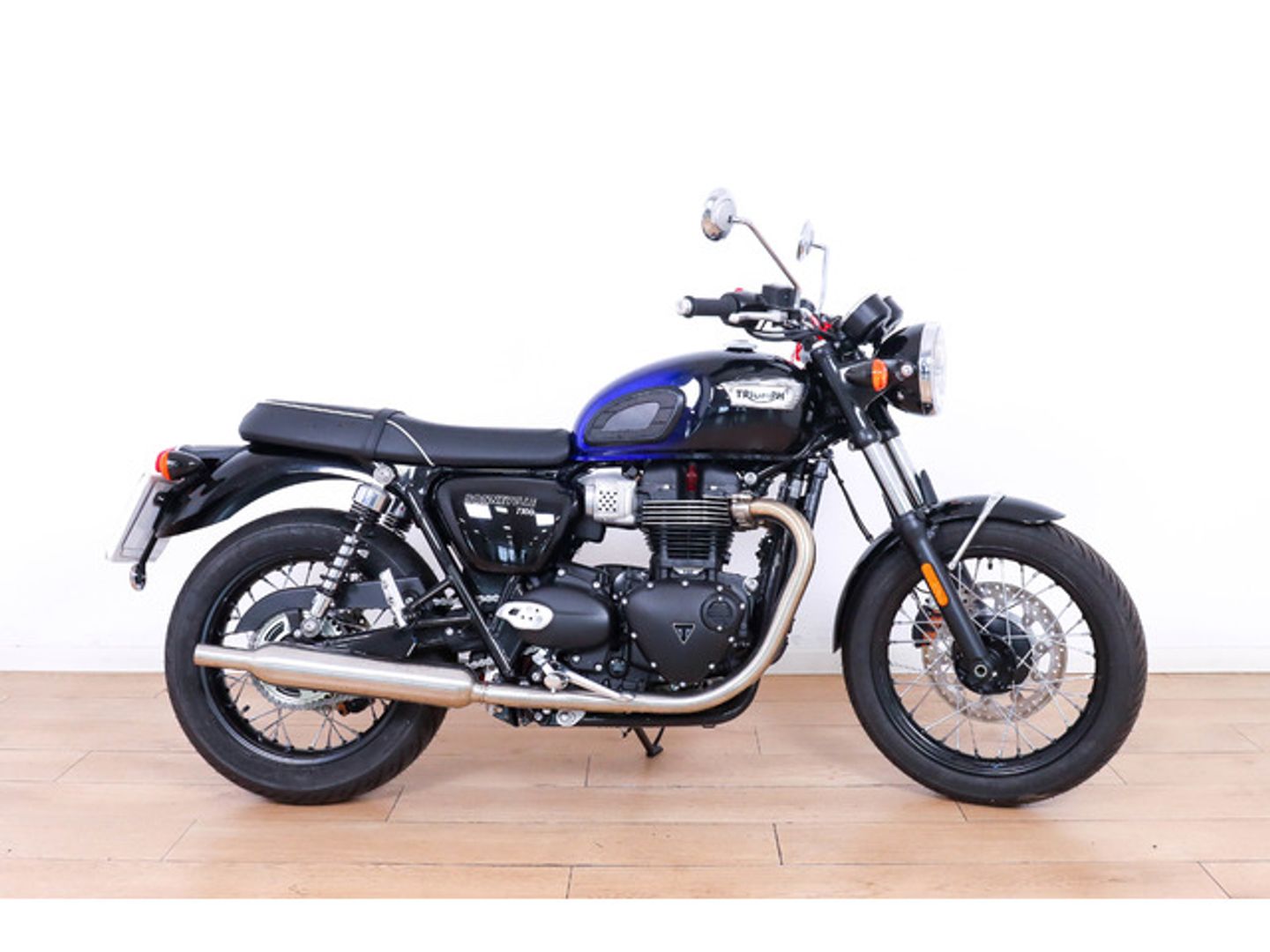 Triumph Bonneville T 100 Azul Motorcycle
