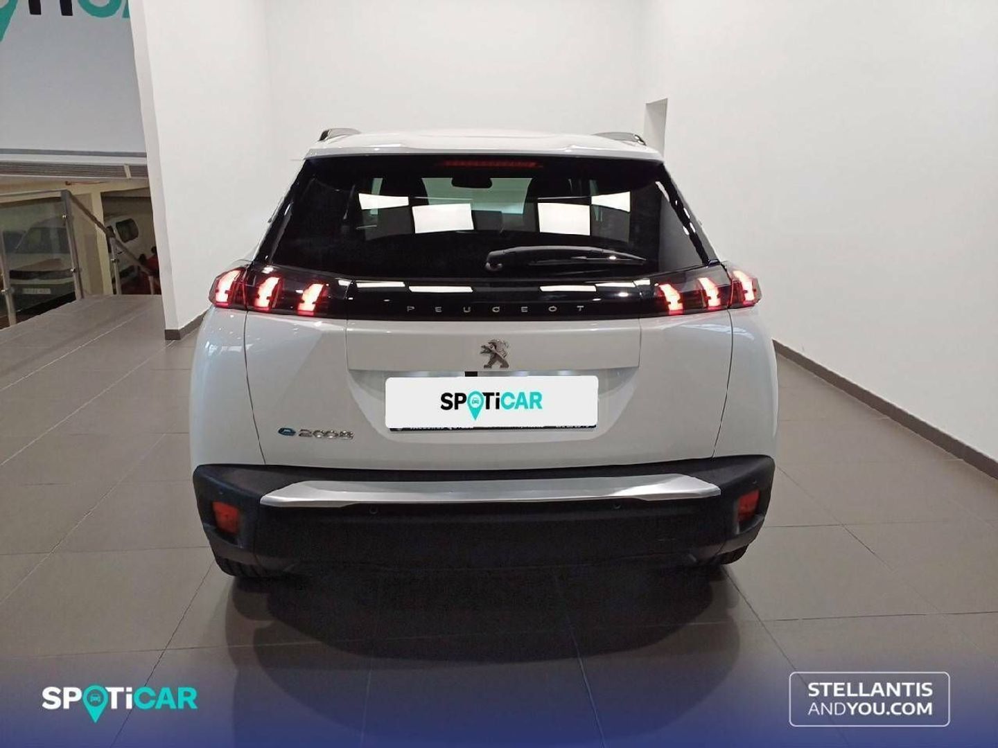 Peugeot e-2008 Eléctrico Allure Pack 100 kW (136 CV)